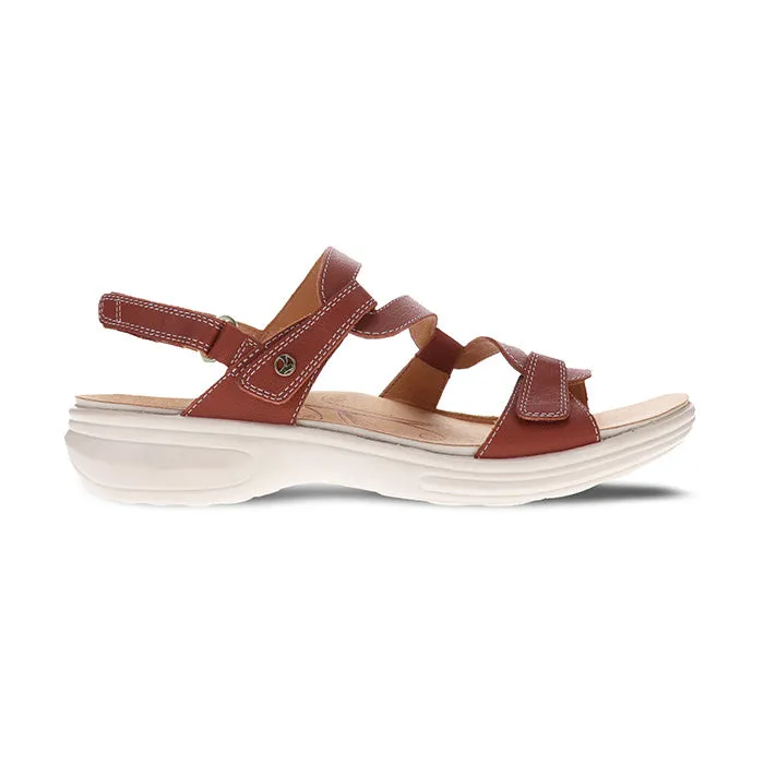 Womens Revere Emerald in Cognac